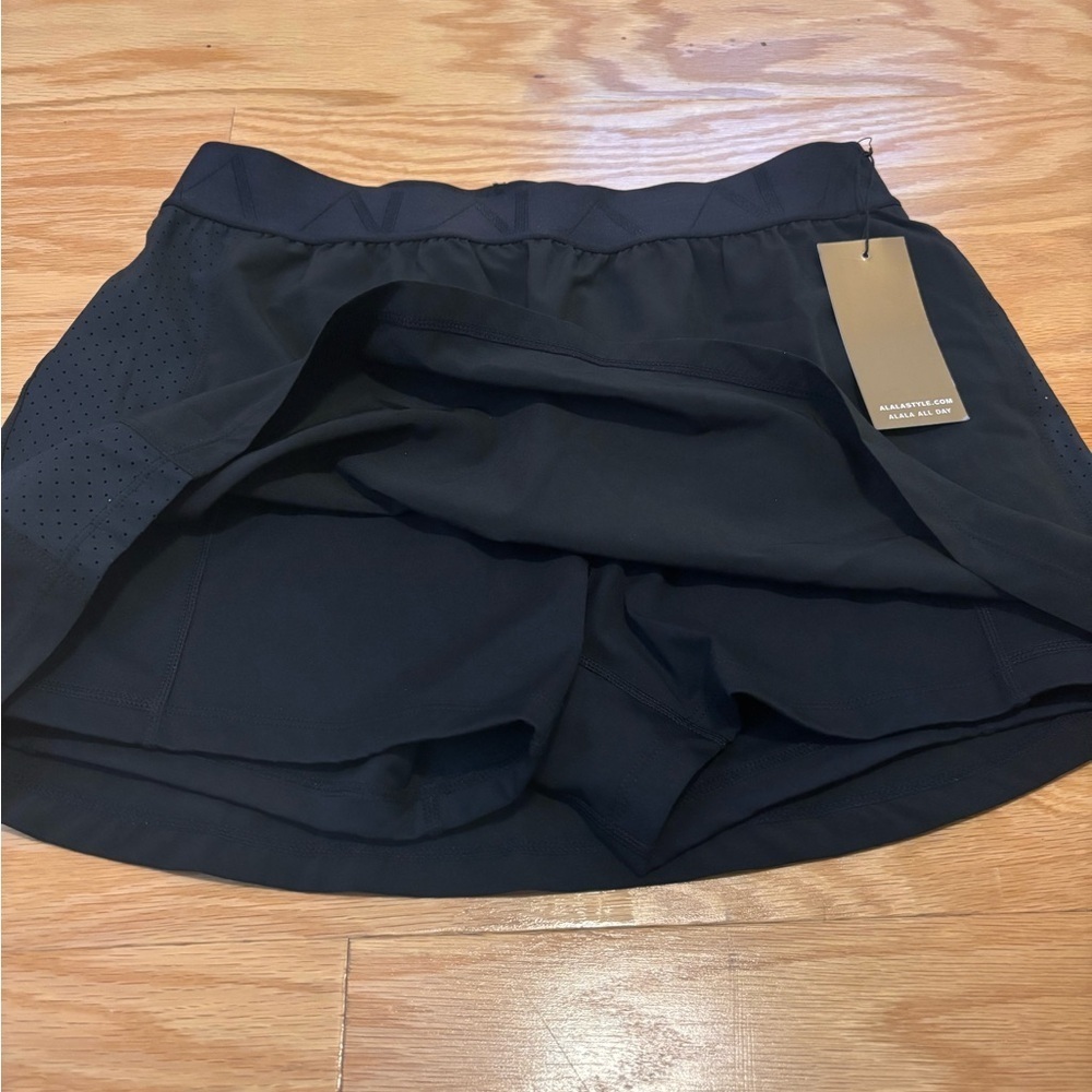 Alala Women’s Pull on Court Skort w/ Interior Pockets Black NWT Size S Athletic - Picture 5 of 8